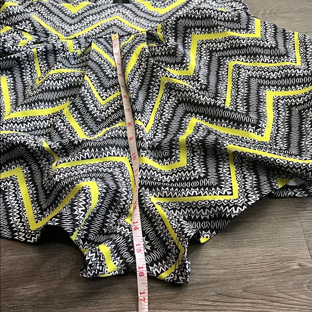 Material girl Chevron Patterned dress Romper with Straps XL - Picture 4 of 7